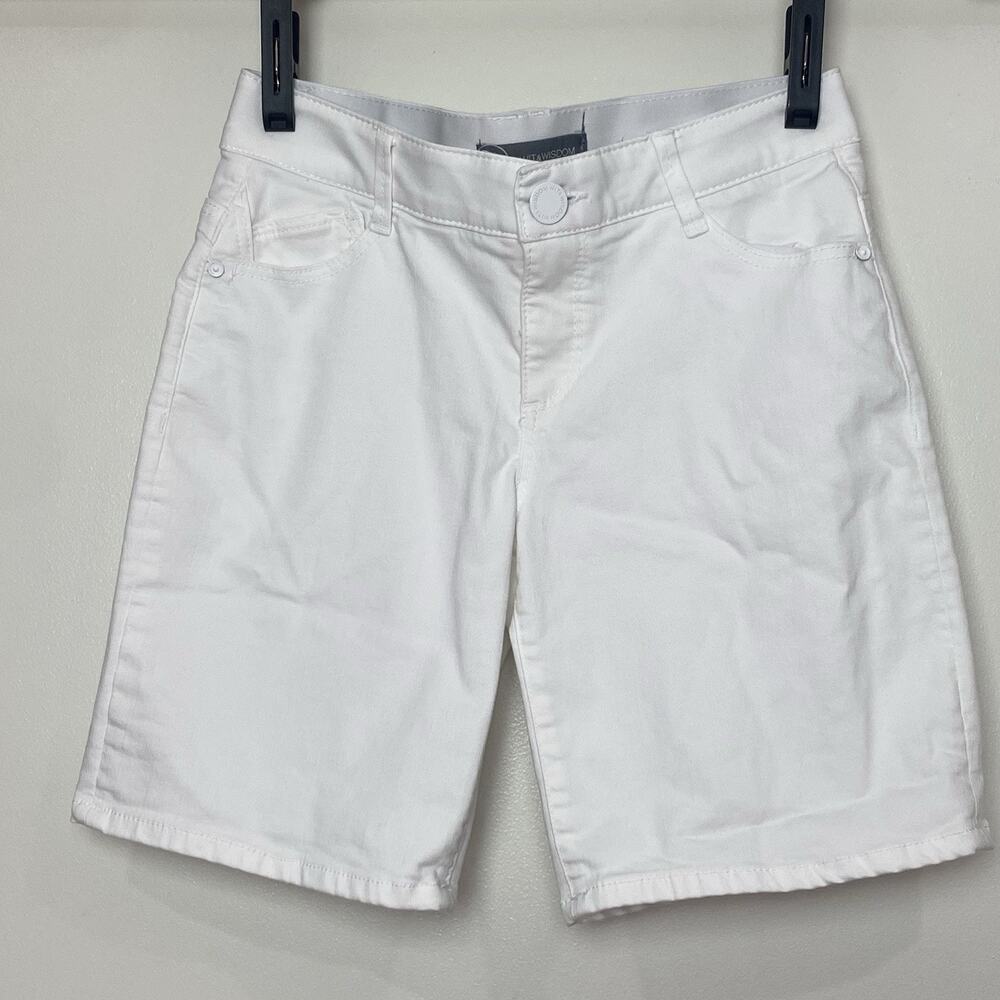 Wit & Wisdom Women's Sz 6 White Shorts Cotton Spandex Blend Stretch Bermuda